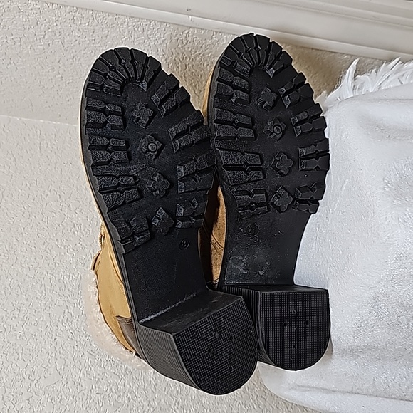 Qupid Heel Boots - Picture 8 of 9